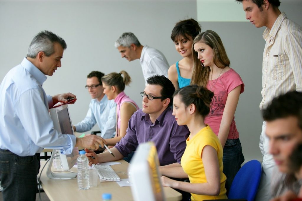 Certificación ISO 9001 - ¿ISO 9001 y la exigencia de certificación? - qualitycert