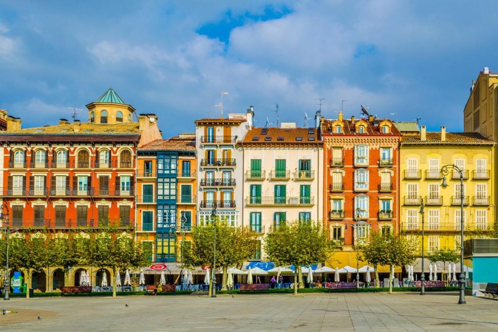 ISO 27701, 37001, 37301, UNE 15713 en Navarra - QualityCert
