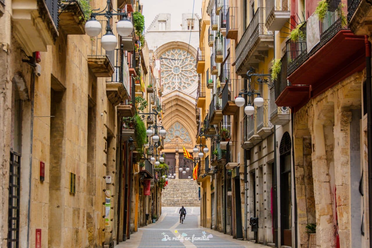 ISO 21001, UNE 66181, 172446 en Tarragona